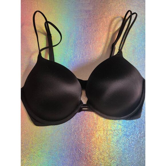 Victoria's Secret Other - Victoria's Secret 32D Very Sexy push-up bra